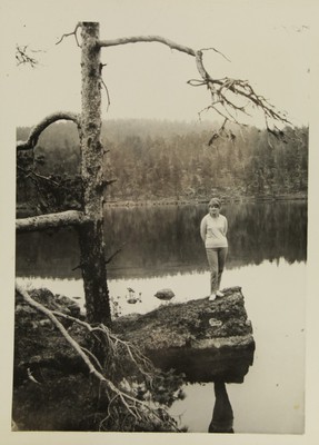 Inarinjärven rannalla 1963.